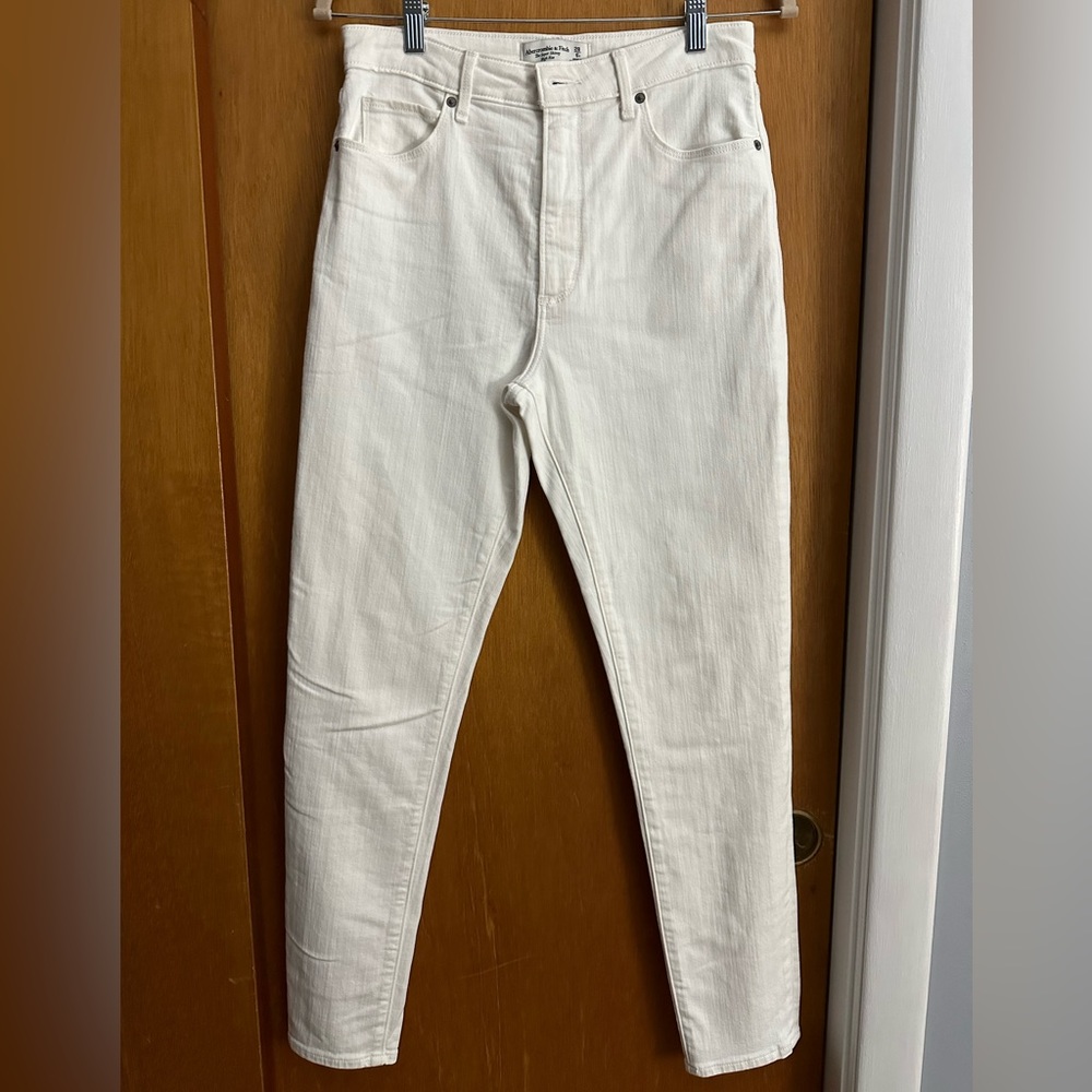 Abercrombie & Fitch jeans